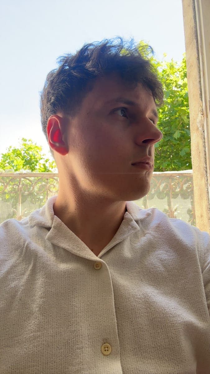 Profil de Aryles