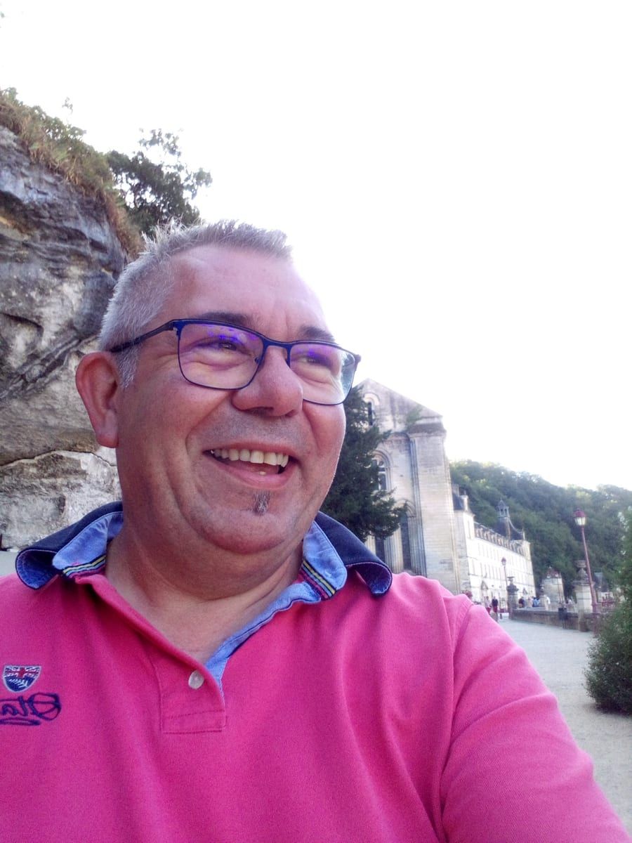 Profil de Housine